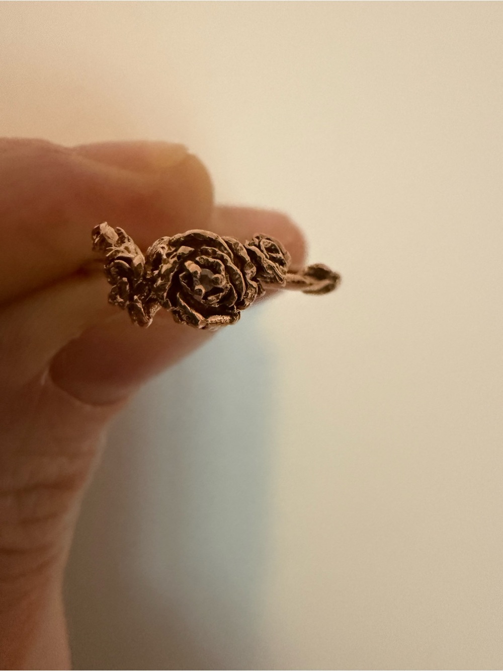 Catbird - Laurie Fleming 14k Rose Gold Dewy Diamond Rose Ring - Picture 10 of 13